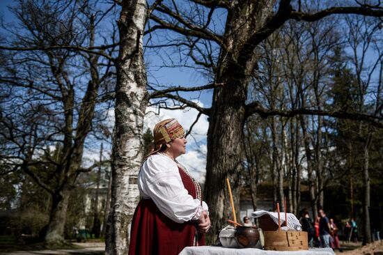 Celebrating Bright Week at Vitoslavlitsy museum of wooden architecture in Novgorod Region