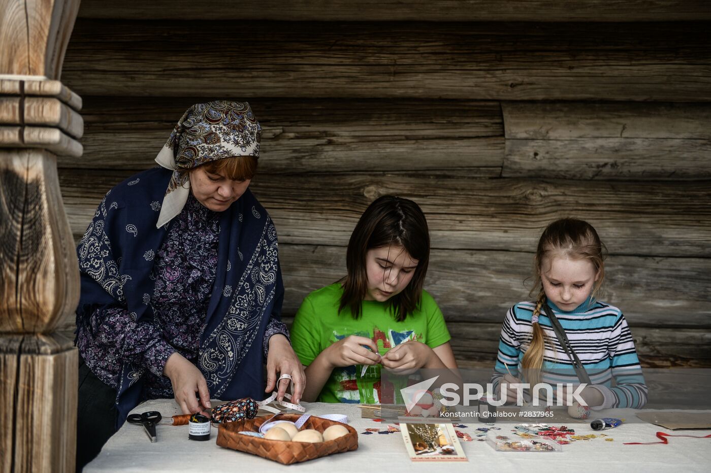 Celebrating Bright Week at Vitoslavlitsy museum of wooden architecture in Novgorod Region