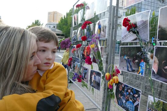 Requiem rally in Donetsk devoted to May 2, 2014 tragedy in Odessa