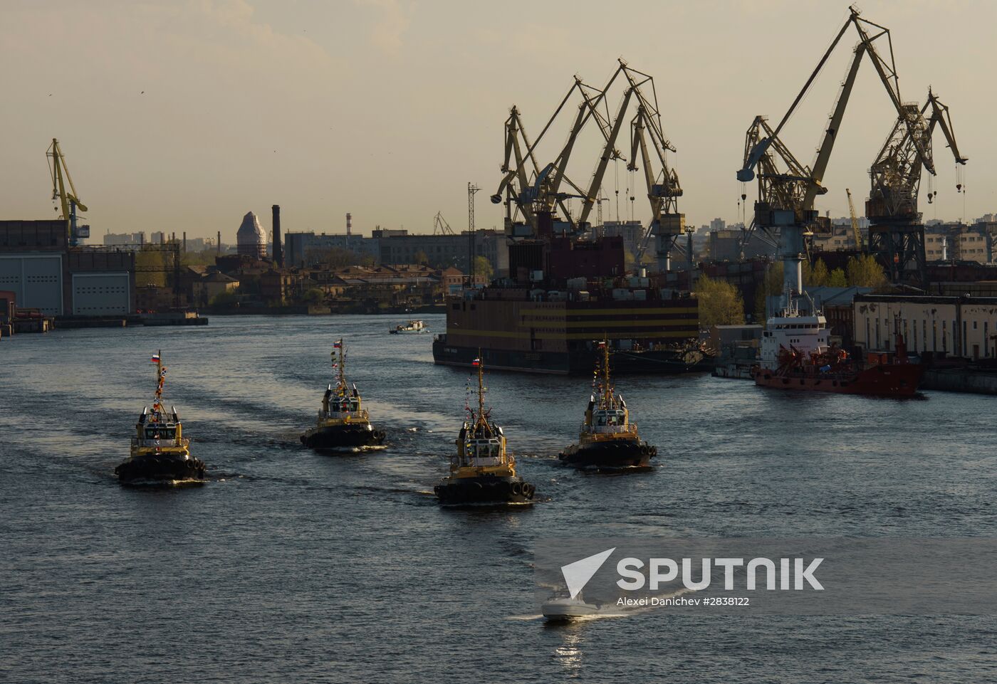 St. Petersburg hosts icebreaker festival