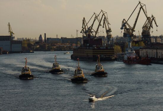 St. Petersburg hosts icebreaker festival