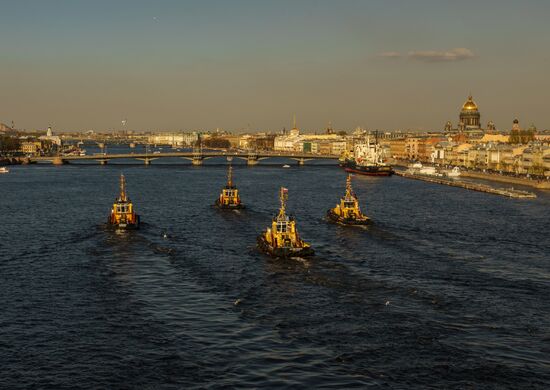 St. Petersburg hosts icebreaker festival
