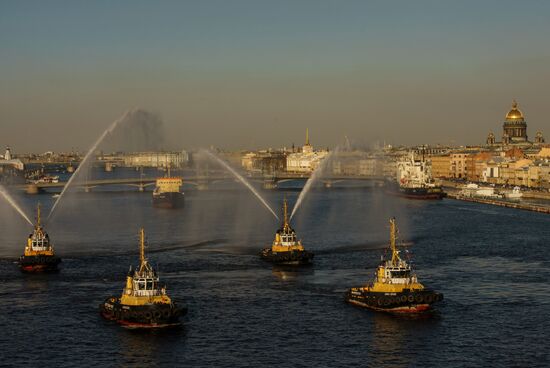 St. Petersburg hosts icebreaker festival