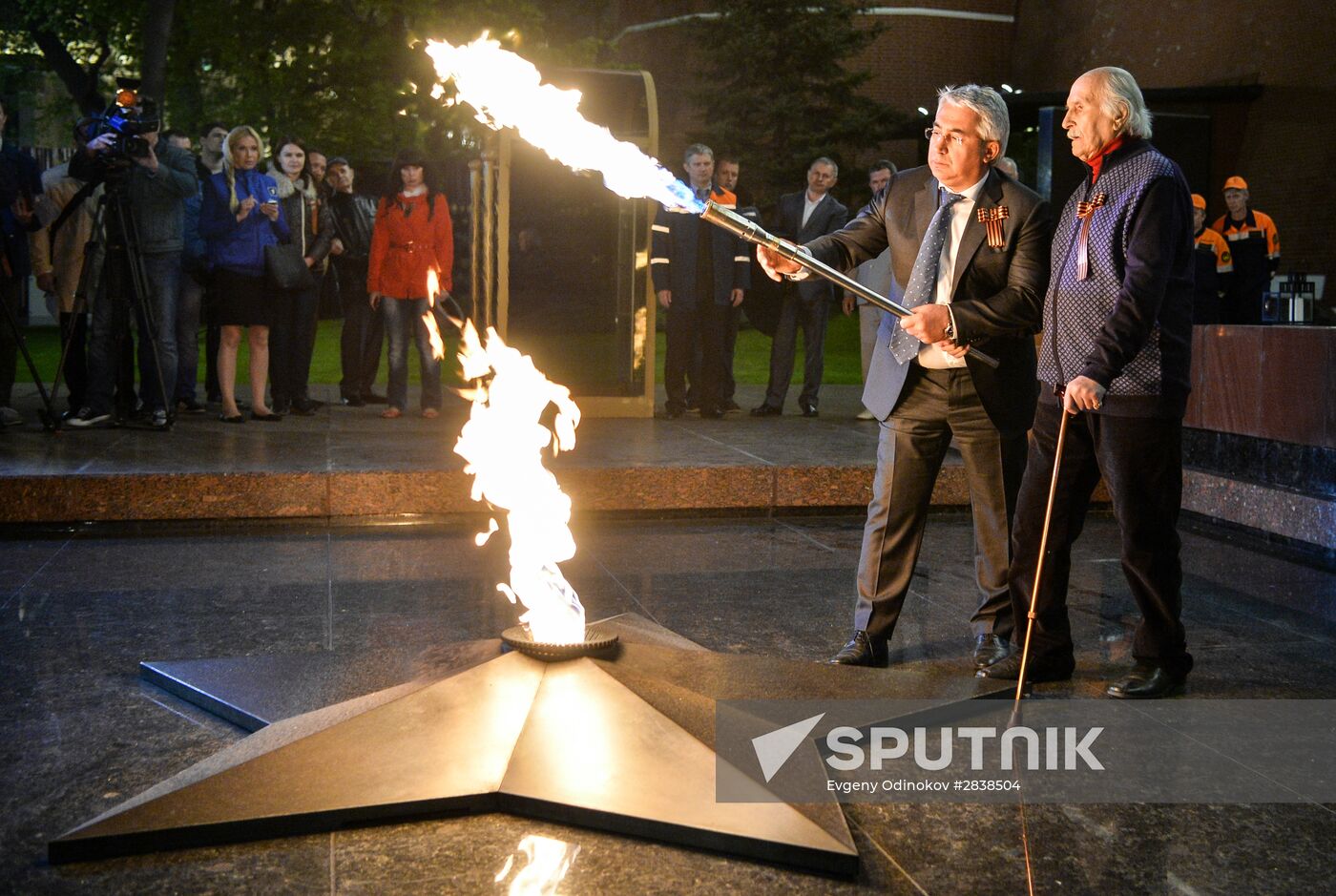 Eternal Flame memorial under maintenance in Alexander Garden