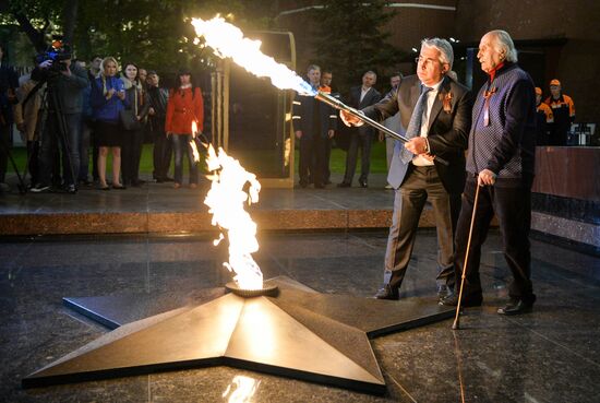 Eternal Flame memorial under maintenance in Alexander Garden