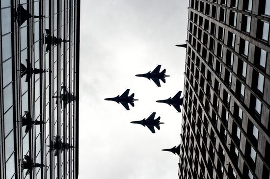 Russian military aircraft during Victory Day parade rehearsal