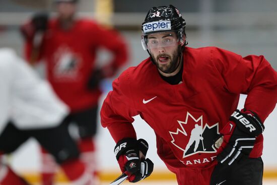 National teams train for 2016 IIHF World Championship