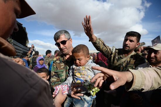 Distribution of Russian humanitarian aid in Syria