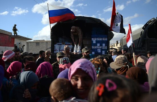 Distribution of Russian humanitarian aid in Syria