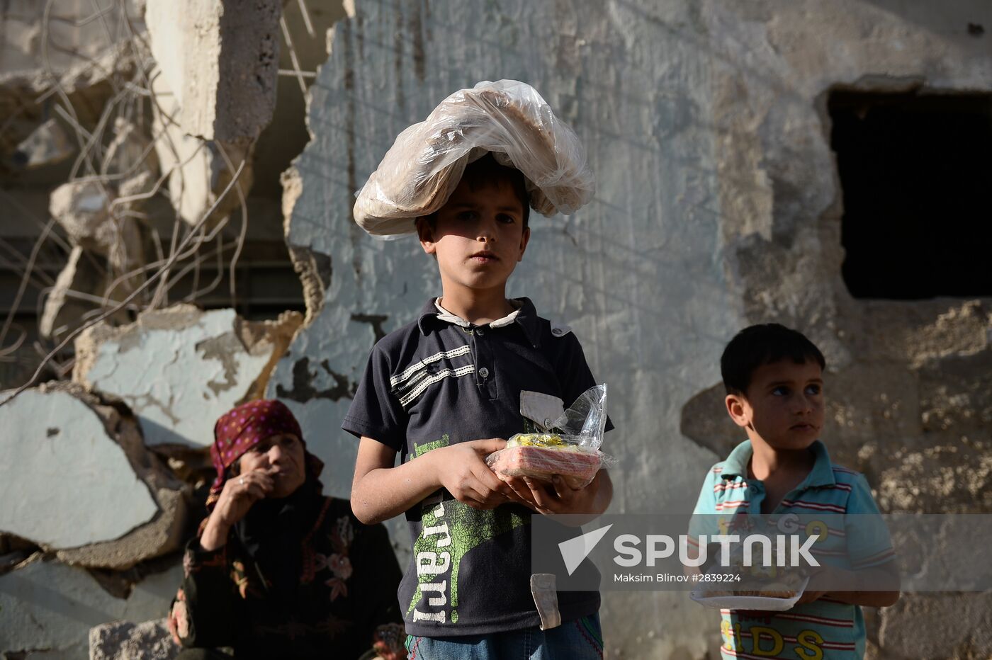 Distribution of Russian humanitarian aid in Syria