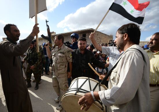 Russian humanitarian aid delivered to Syrian population