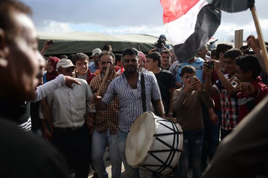 Russian humanitarian aid delivered to Syrian population