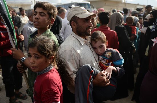 Distribution of Russian humanitarian aid in Syria