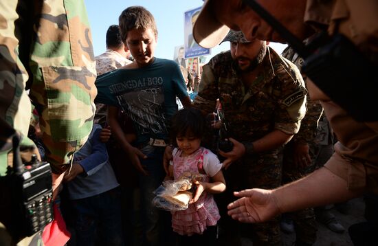 Distribution of Russian humanitarian aid in Syria