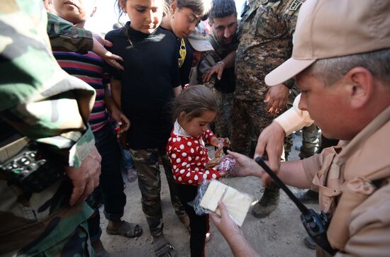 Distribution of Russian humanitarian aid in Syria