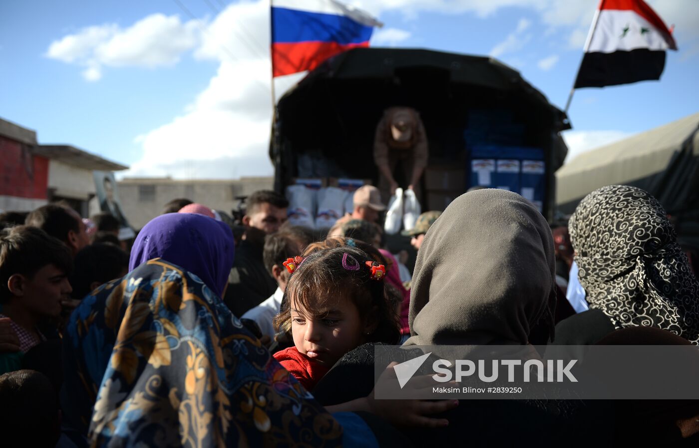 Distribution of Russian humanitarian aid in Syria
