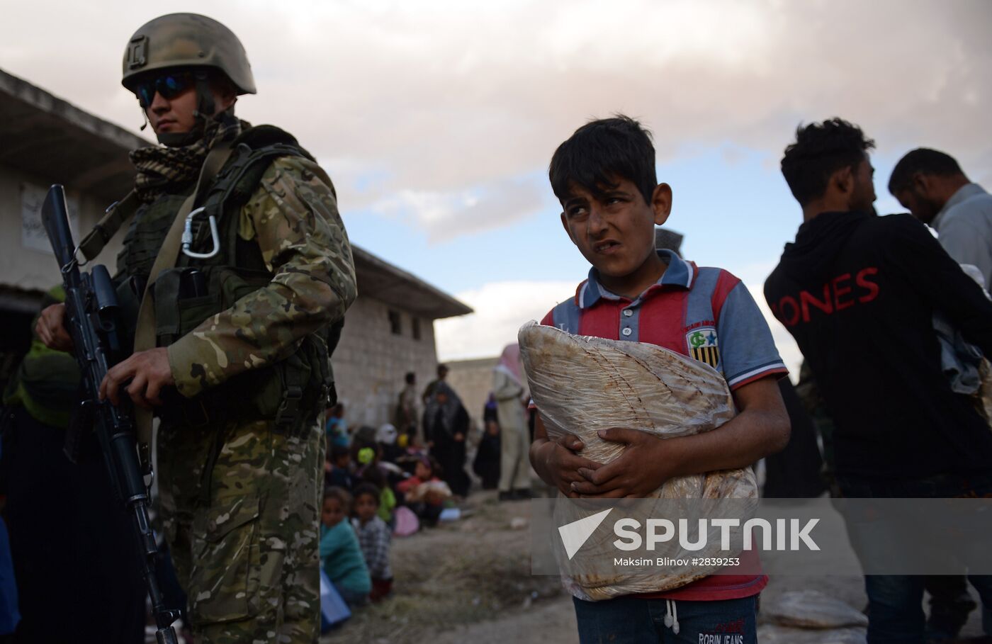 Distribution of Russian humanitarian aid in Syria