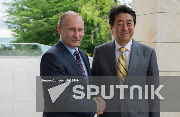 President Putin meets with Japan's Prime Minister Shinzo Abe
