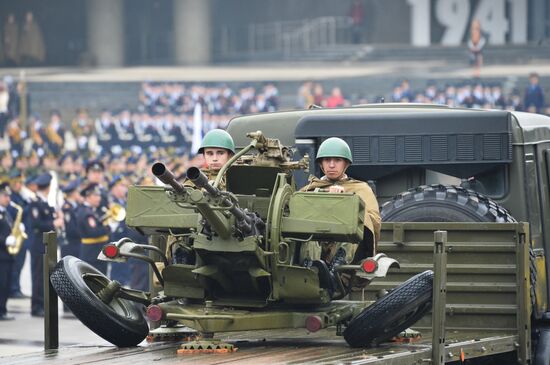 Dress rehearsal of Victory Day parade in Russian cities