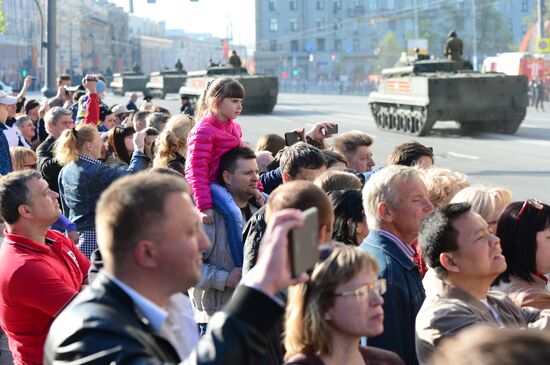 Final practice of military parade on 71st Victory anniversary