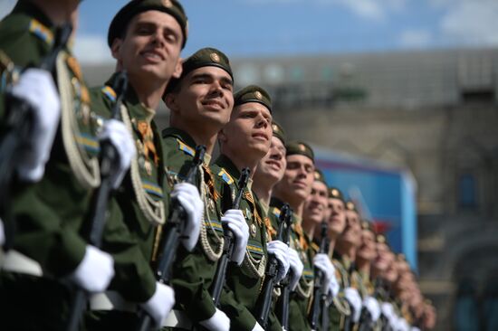 Final practice of military parade on 71st Victory anniversary