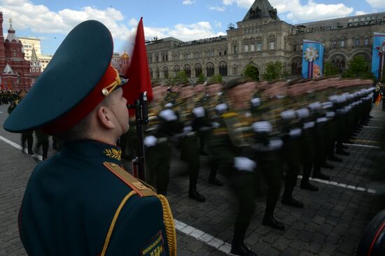 Final practice of military parade on 71st Victory anniversary