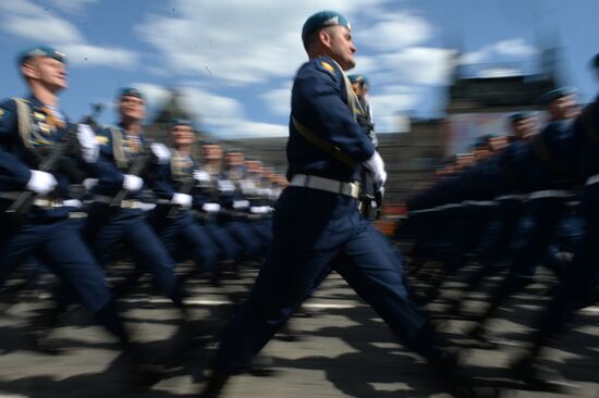Final practice of military parade on 71st Victory anniversary