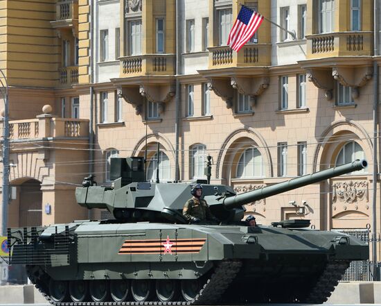 Final rehearsal of parade marking 71st anniversary of Victory in Great Patriotic War