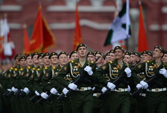 Final practice of military parade on 71st Victory anniversary