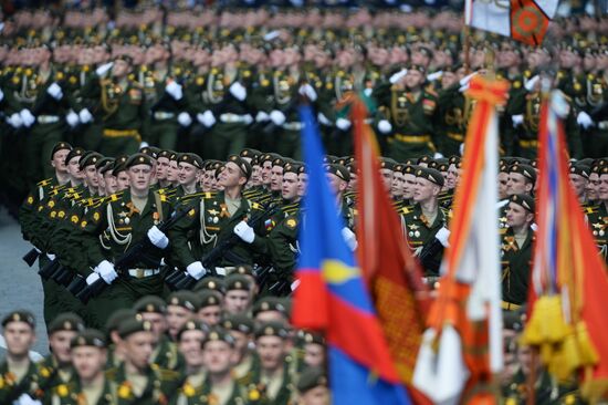 Final practice of military parade on 71st Victory anniversary