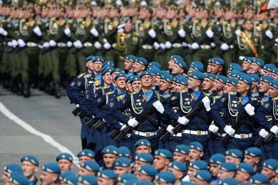 Final practice of military parade on 71st Victory anniversary