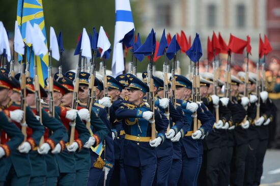 Final practice of military parade on 71st Victory anniversary