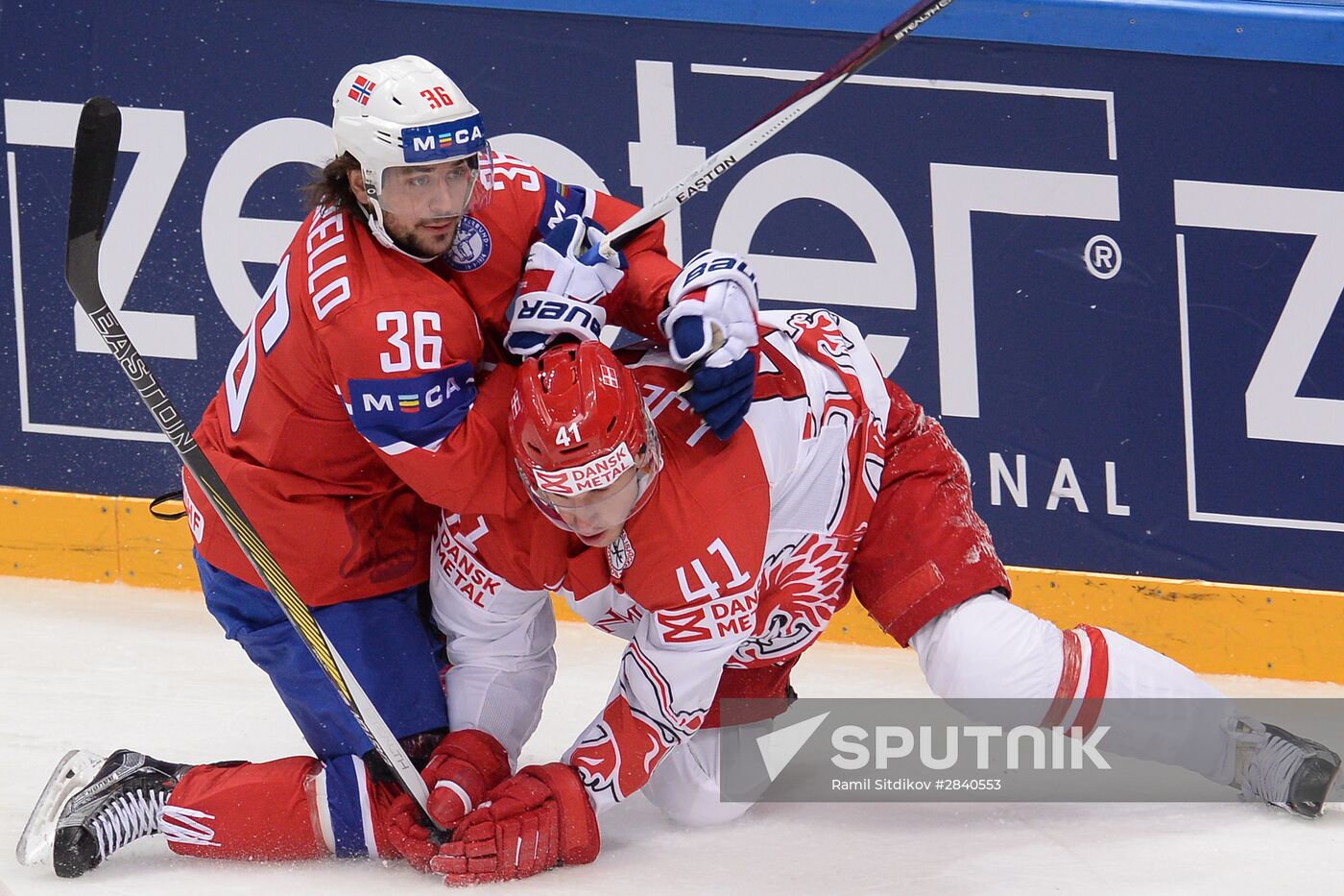 2016 IIHF World Ice Hockey Championship. Norway vs. Denmark