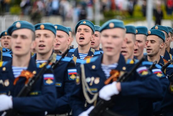 Final practice of Victory parade in Russian cities