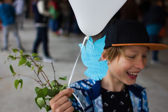 Russian school in Barcelona holds events ahead of Victory Day