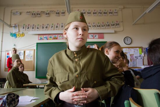 Russian school in Barcelona holds events ahead of Victory Day