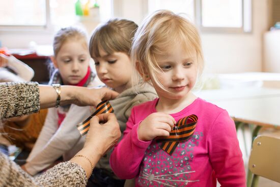 Russian school in Barcelona holds events ahead of Victory Day