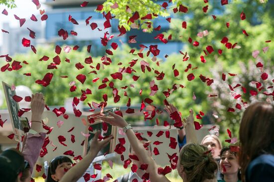 Immortal Regiment marches in Beijing