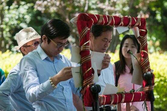 Immortal Regiment marches in Beijing