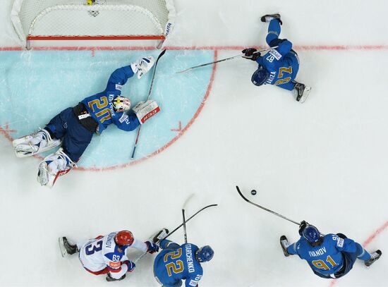 2016 IIHF World Ice Hockey Championship. Kazakhstan vs. Russia