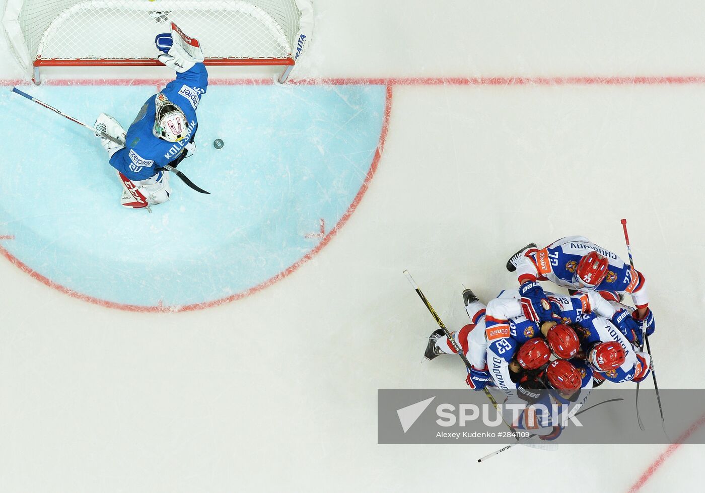 2016 IIHF World Ice Hockey Championship. Kazakhstan vs. Russia