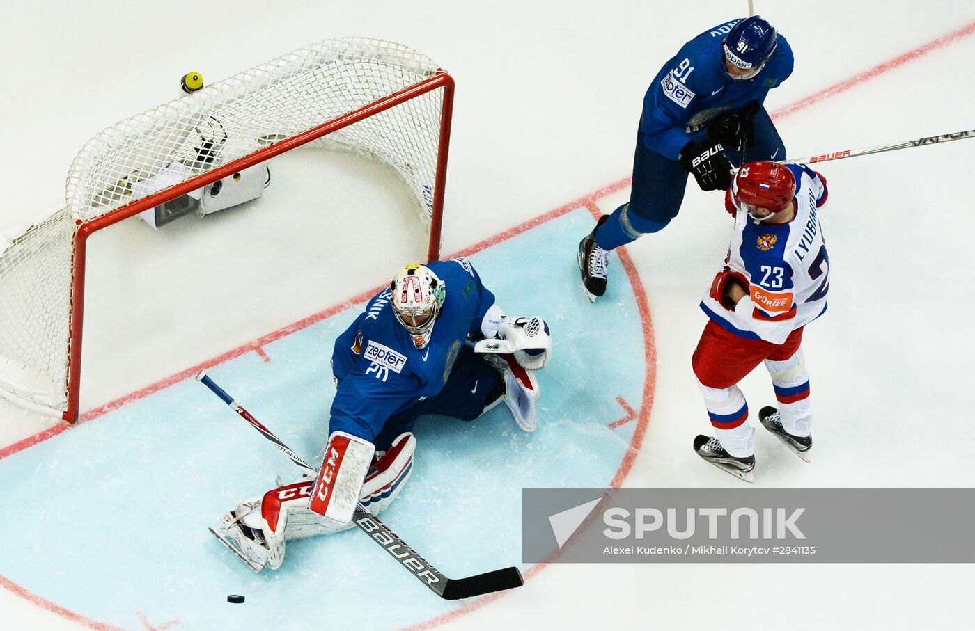 2016 IIHF World Ice Hockey Championship. Kazakhstan vs. Russia
