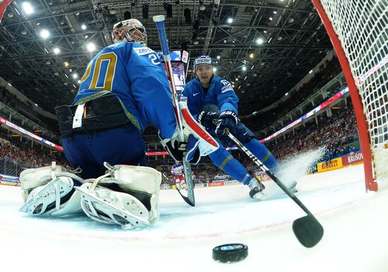 2016 IIHF World Ice Hockey Championship. Kazakhstan vs. Russia