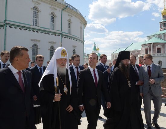 Dmitry Medvedev attends consecration ceremony for New Jerusalem Monastery's Resurrection Cathedral