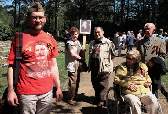 Immortal Regiment march in Europe