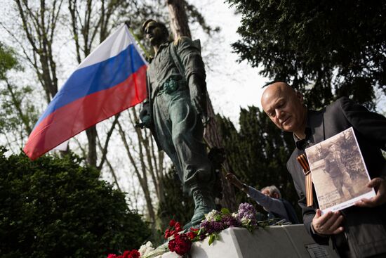 Immortal Regiment march in Europe