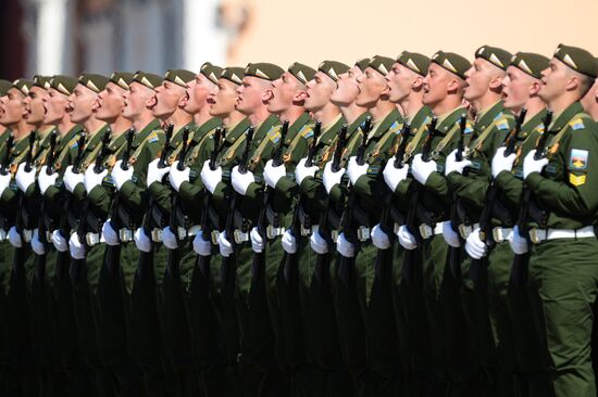 Military parade to mark 71st anniversary of Victory in 1941-1945 Great Patriotic War