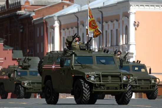 Military parade to mark 71st anniversary of Victory in 1941-1945 Great Patriotic War