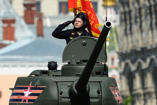 Military parade to mark 71st anniversary of Victory in 1941-1945 Great Patriotic War
