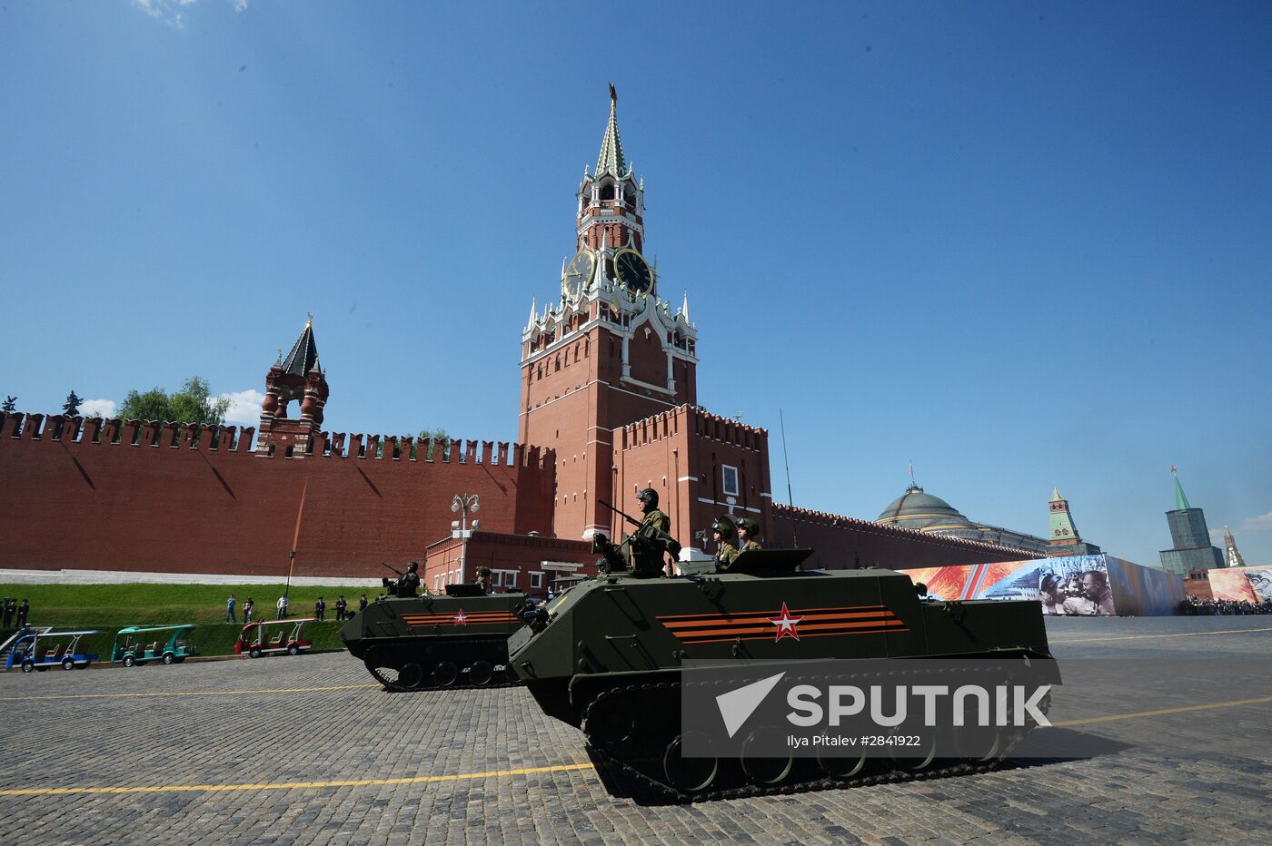 Military parade to mark 71st anniversary of Victory in 1941-1945 Great Patriotic War